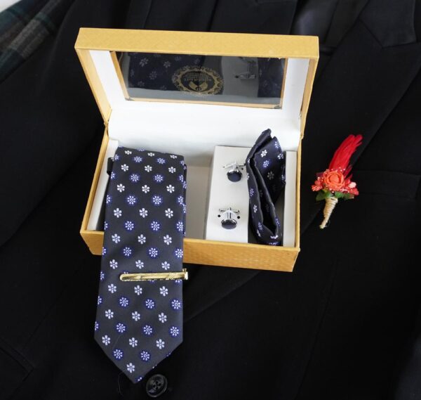Tie Set - Image 2